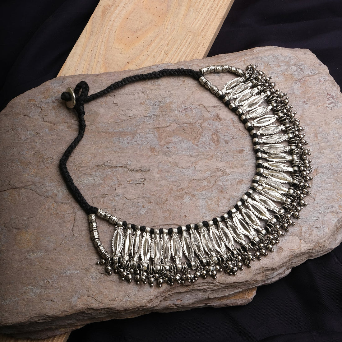 Antique Silver Metallic Hanging Choker Necklace