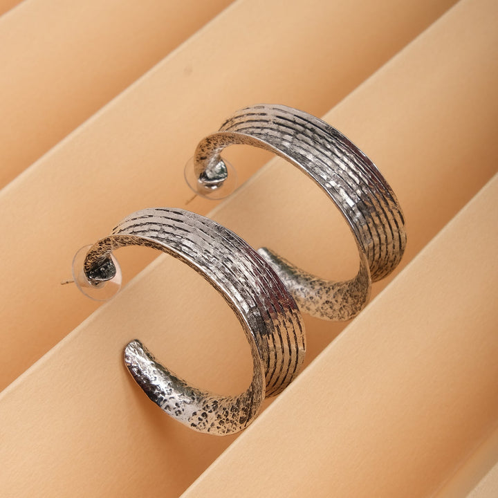 Antique Sleek Striped Hoop Earrings