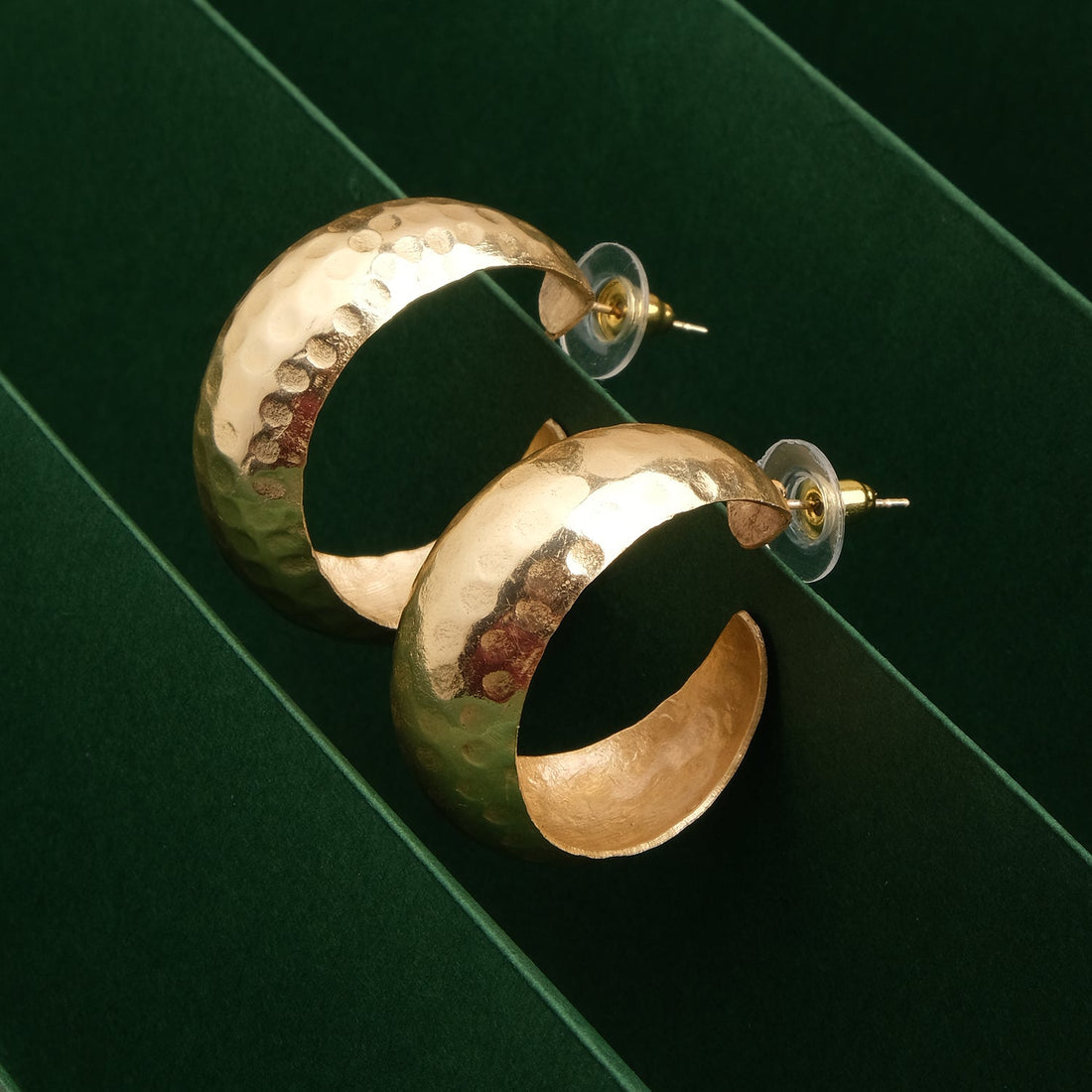 Chic Bold Gold Hoop Earrings