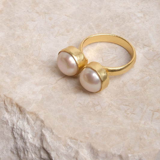 Chic Twin Pearl Ring