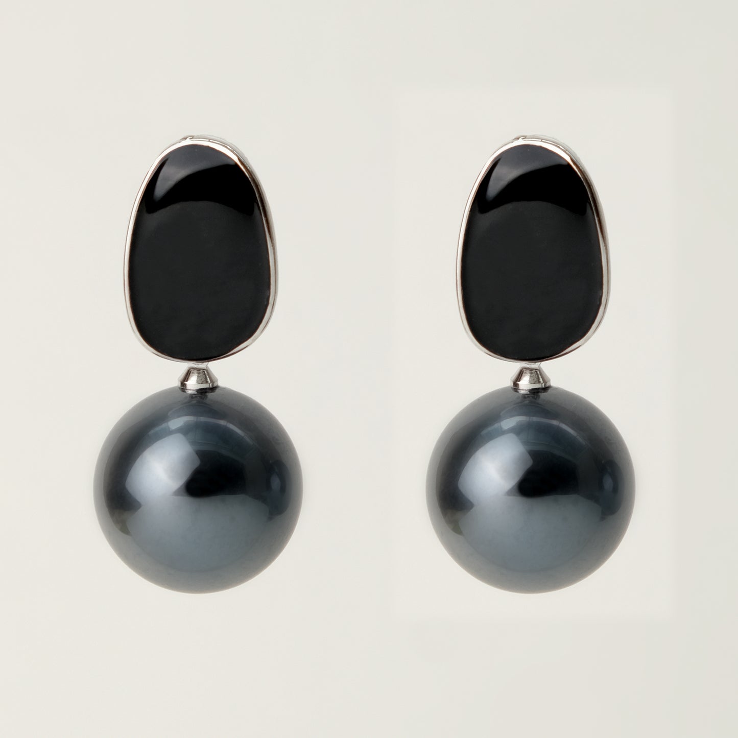 Metalic Black Dangler Earrings