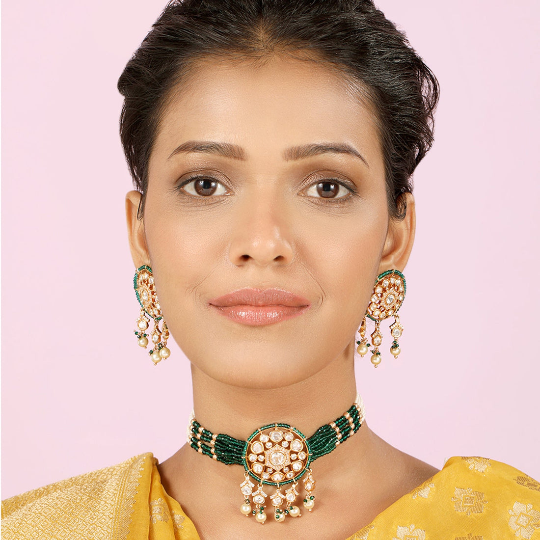 Emerald Green Choker Necklace With Earrings