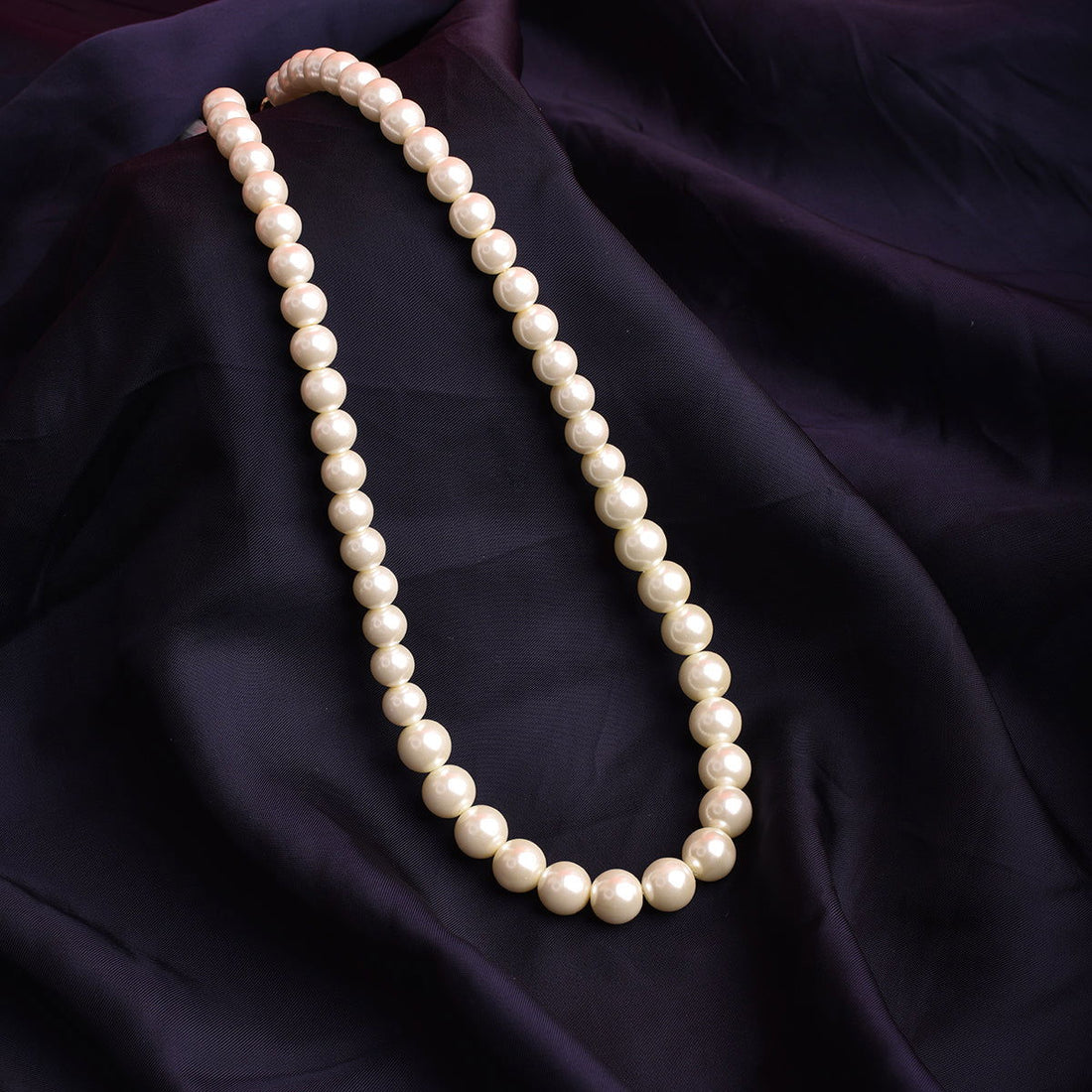 Ivory Sea Shell Pearl Necklace