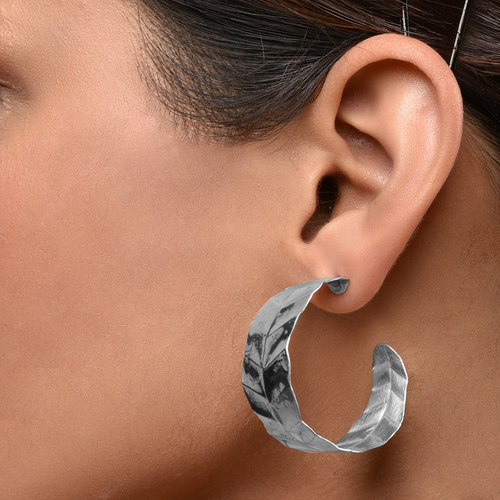 Leaf Pattern Hoop Earrings