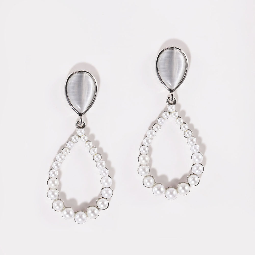 Mini Pearl Drops Dangler Earrings