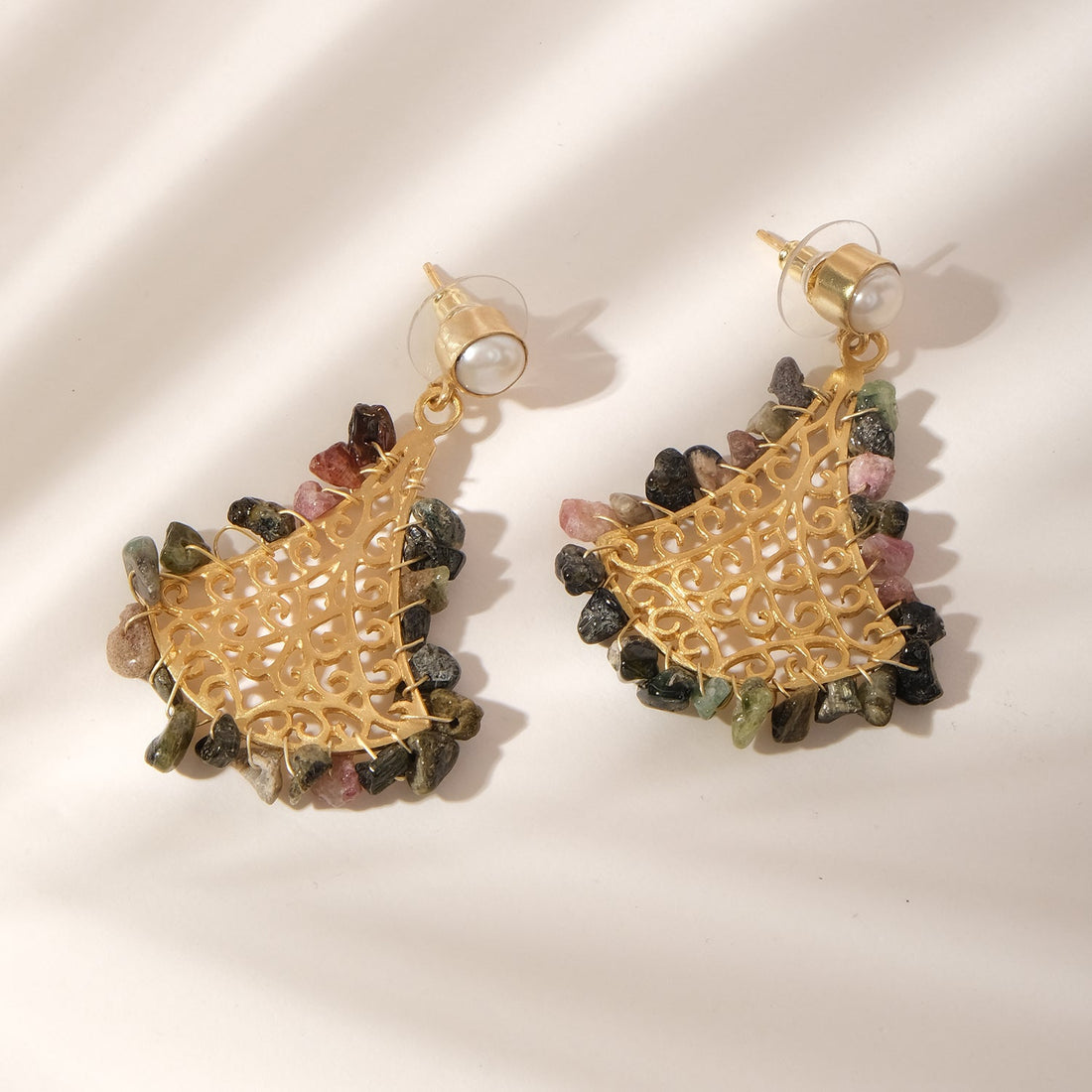 Precious Pattern Pearl Drop Earrings