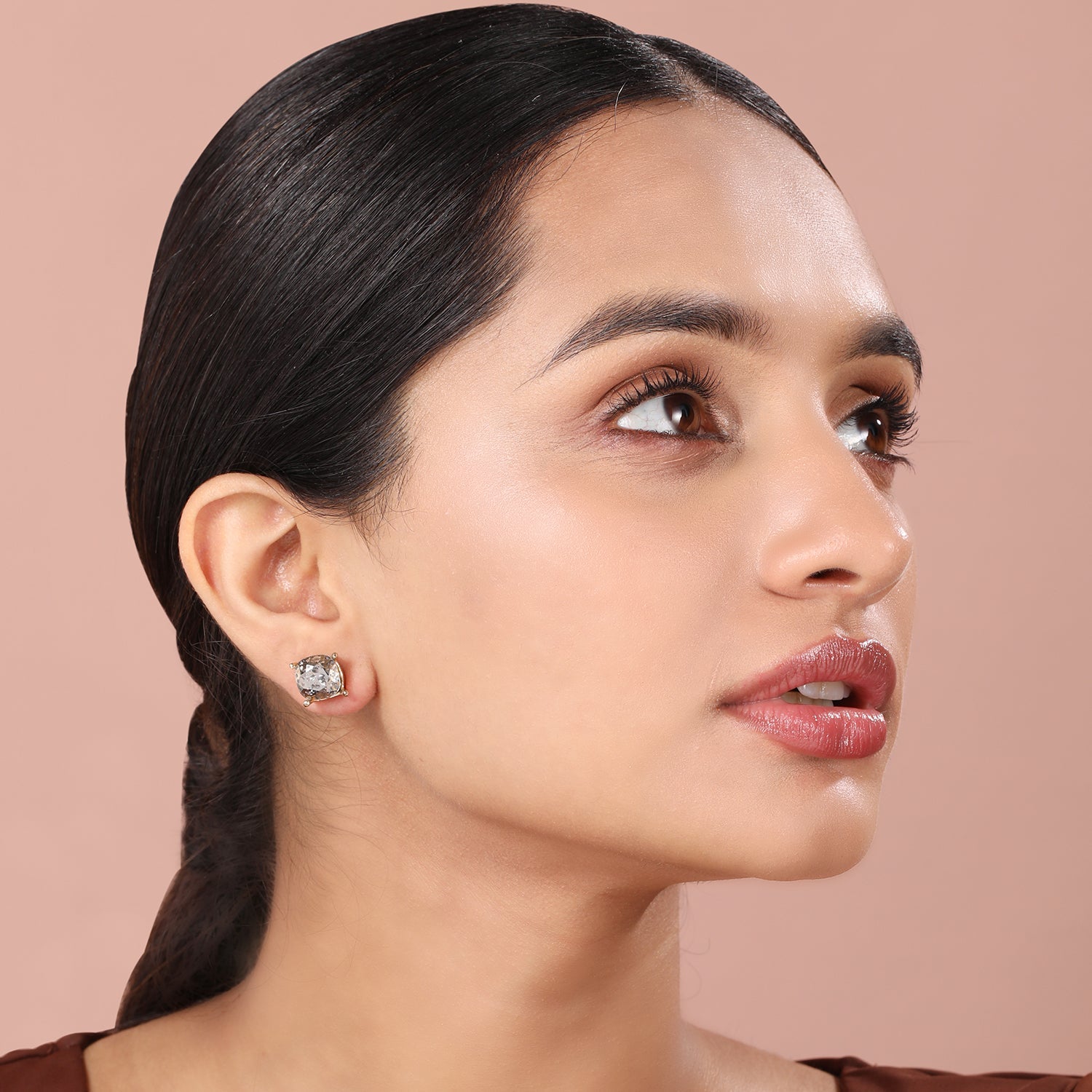 Round Stud Brass Metal Earrings with Glass Crystals