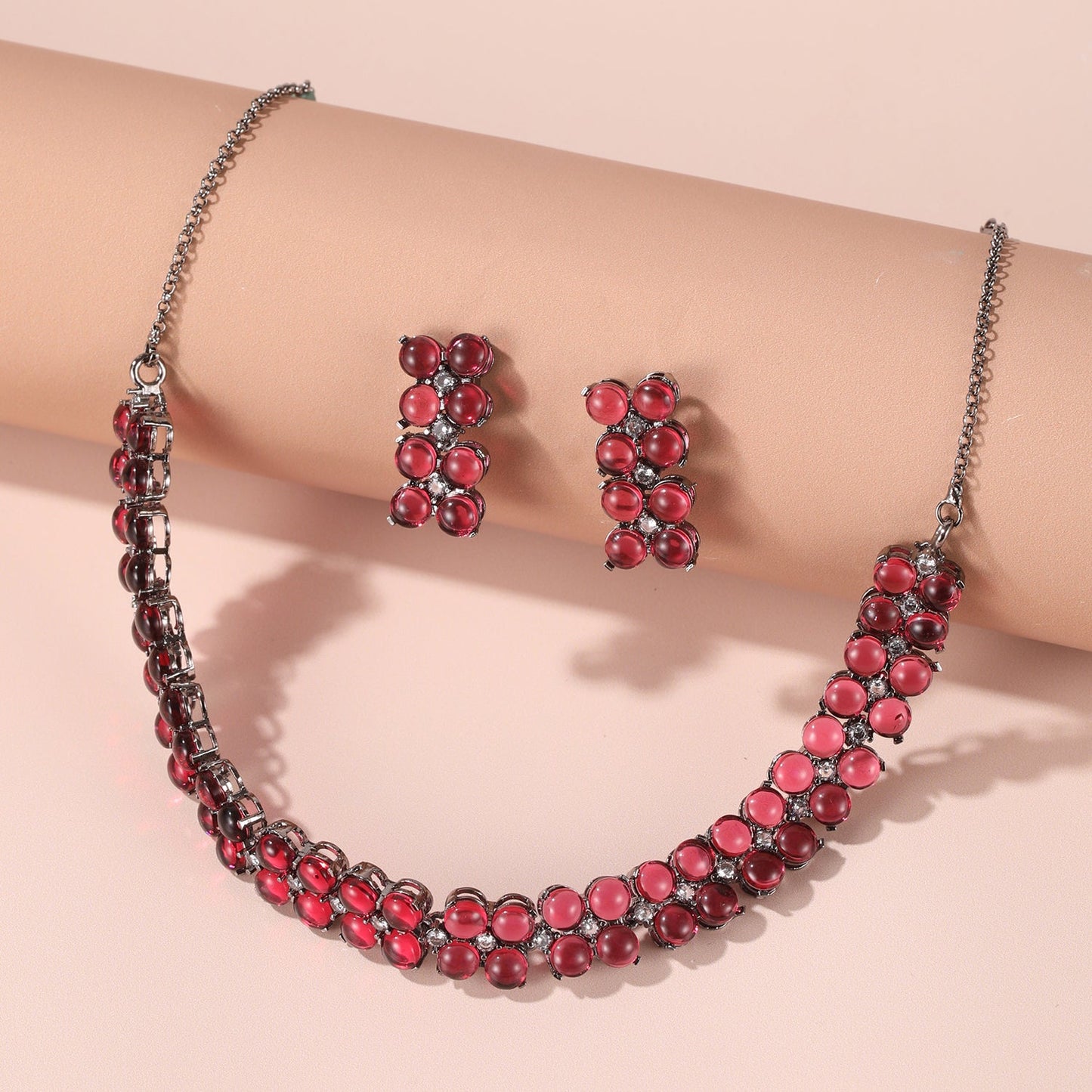 Ruby Black Metal Necklace with Earrings