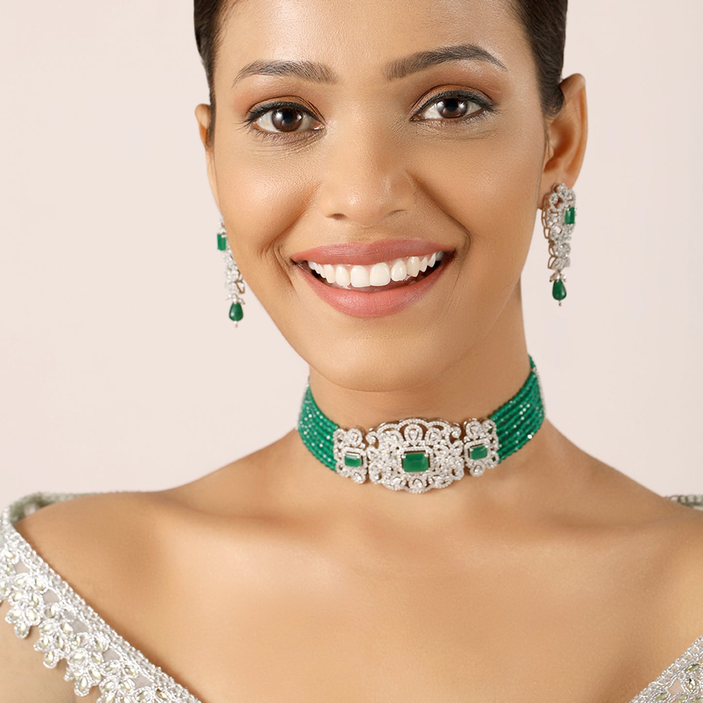 Emerald Handcrafted Choker With Earrings