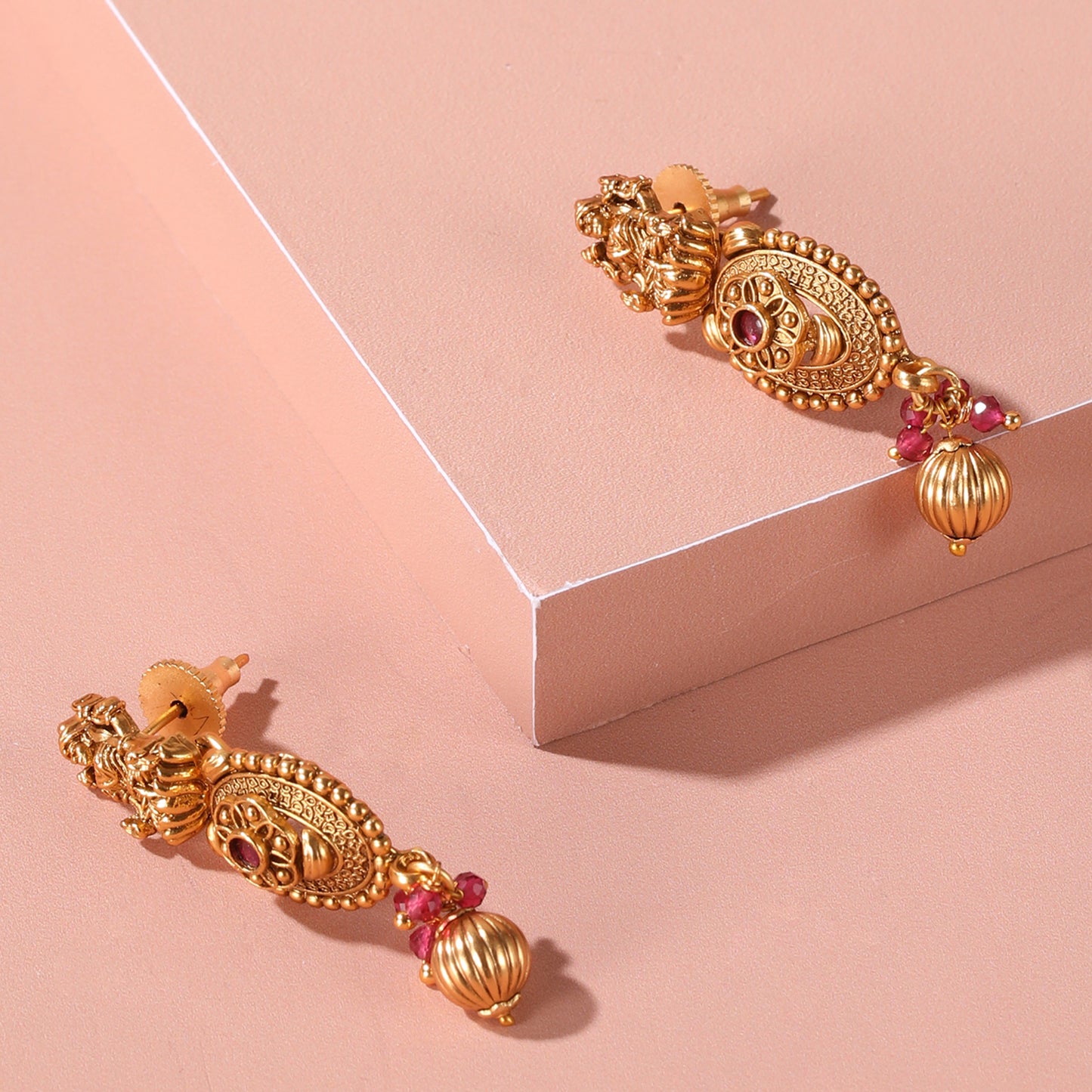 Women's Mahalakshmi Vintage India Gold and Ruby Studded Dangler Temple Earrings
