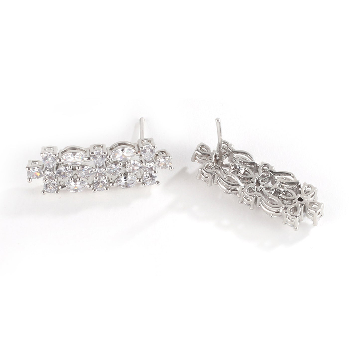 Unique Design Silver Polish Diamond Necklace Set with Earrings