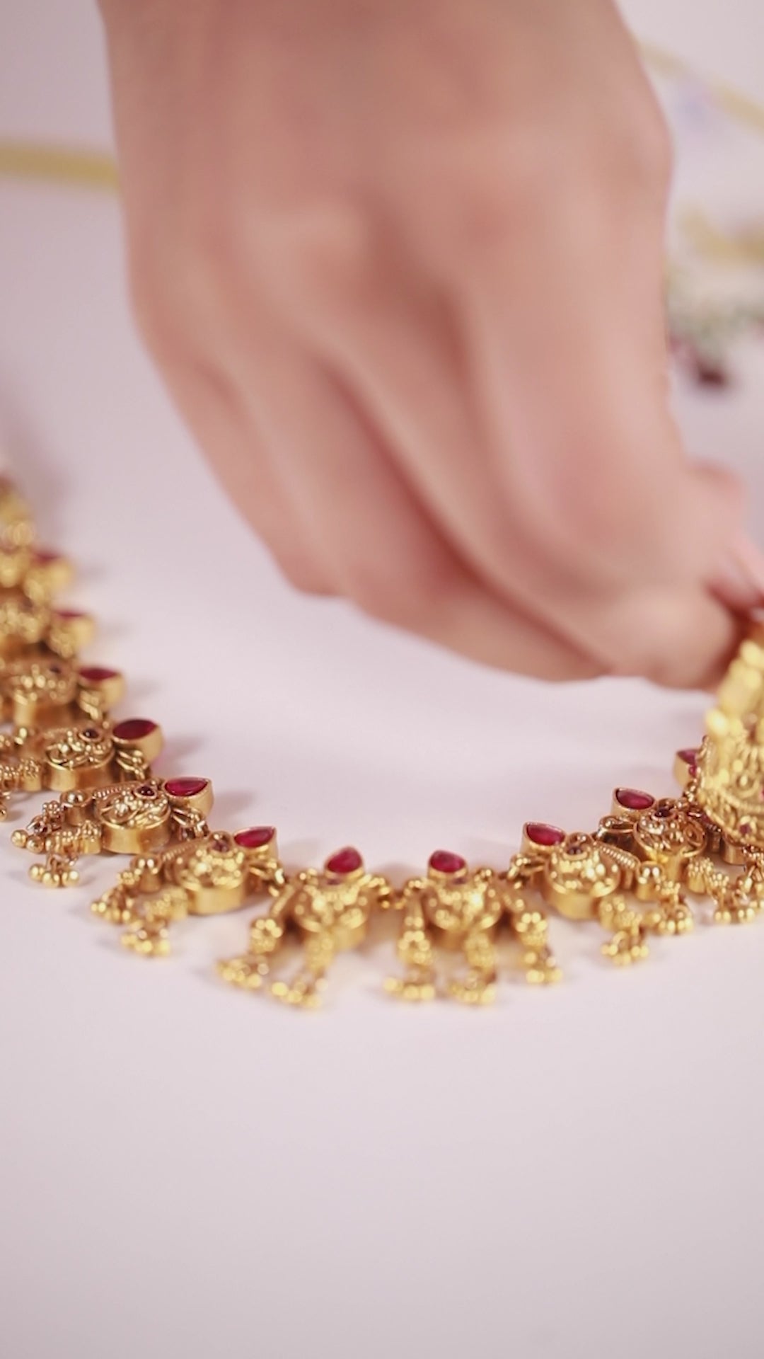Vintage India Royal Ruby Necklace with Earrings
